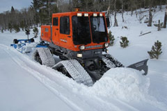 Trail grooming machine